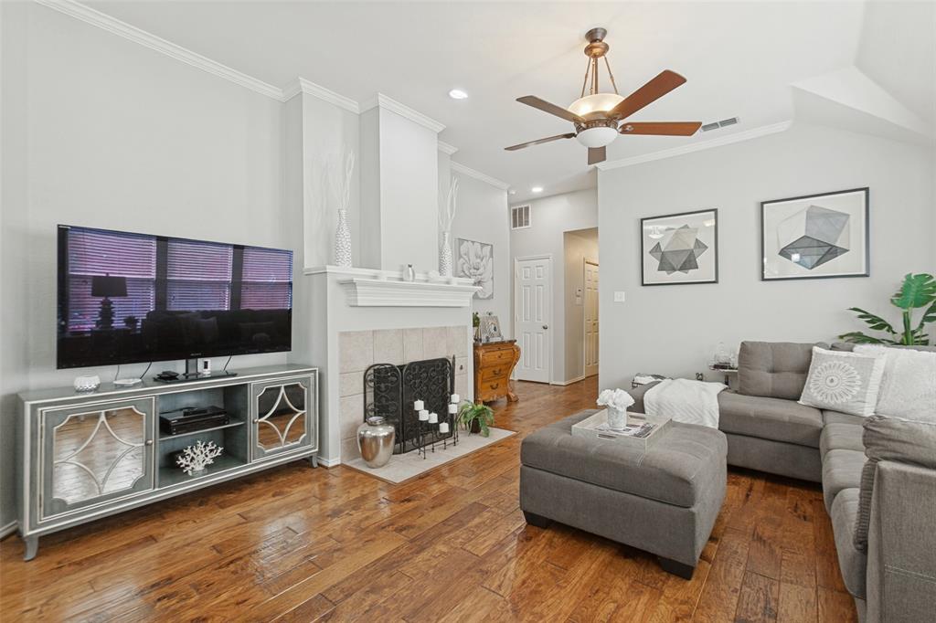 7914 Whispering Tree Lane Property Photo 4