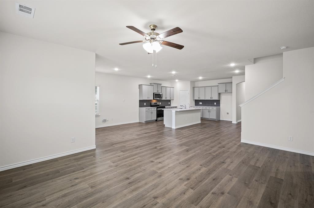 6036 Tudor Place Property Photo 6
