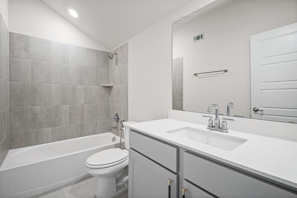 6036 Tudor Place Property Photo 19