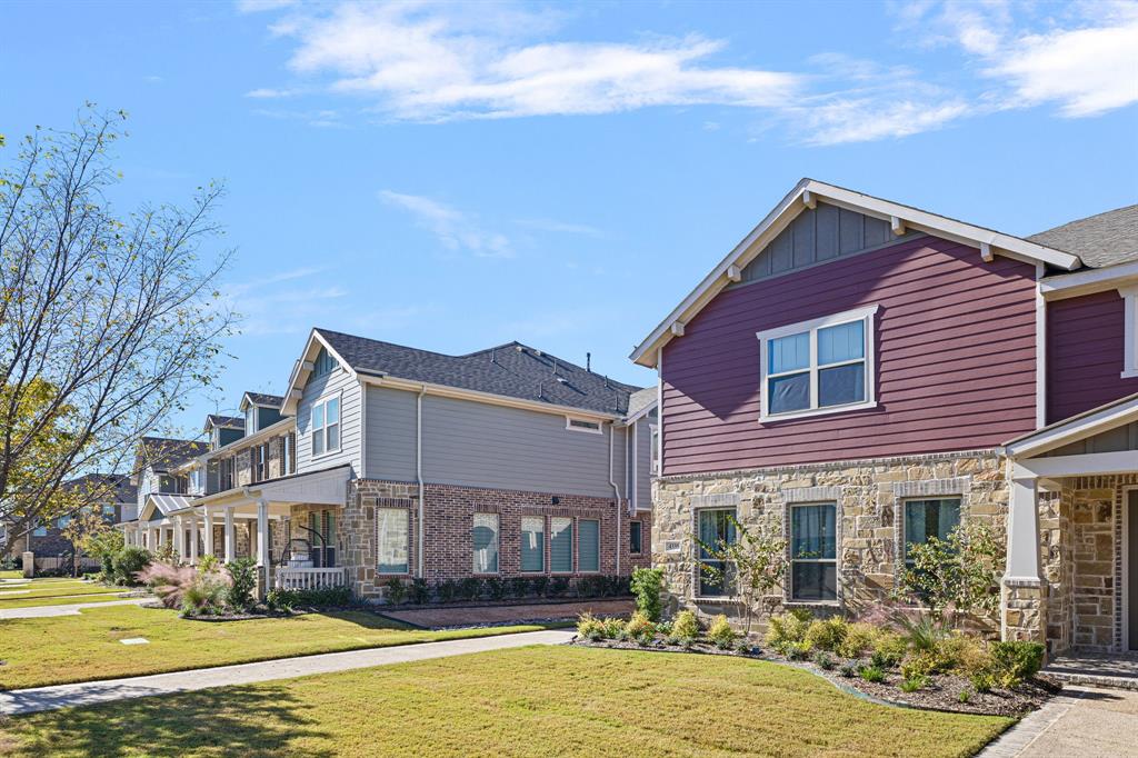 4335 Fall Blossom Drive Property Photo 2