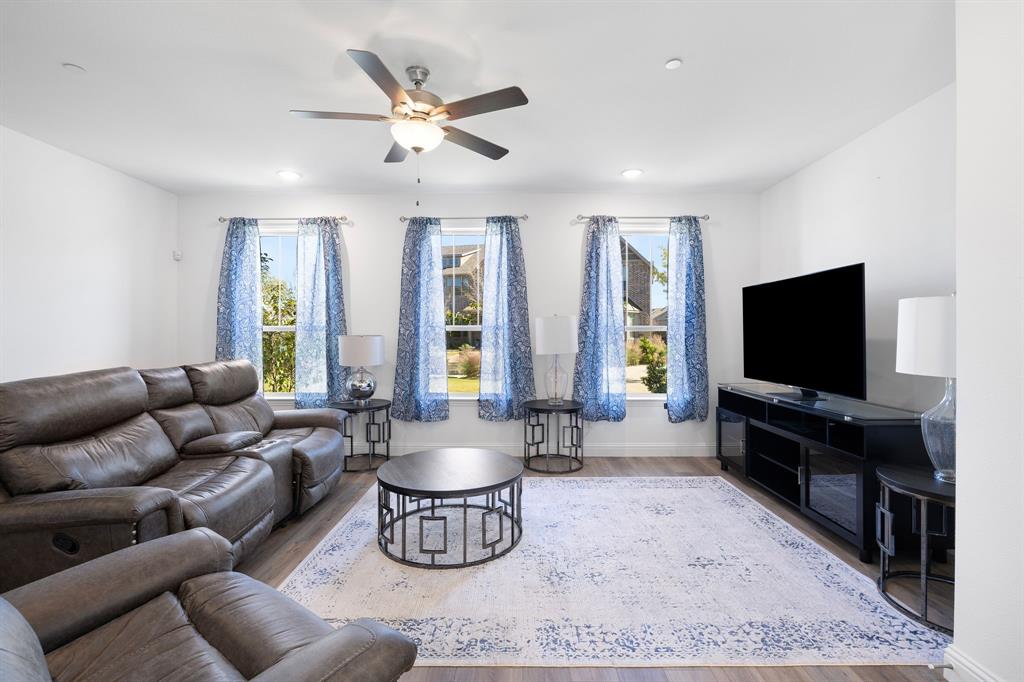 4335 Fall Blossom Drive Property Photo 17