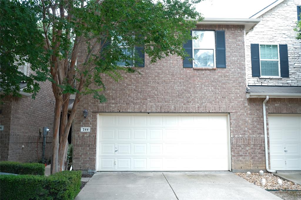 244 Turnberry Lane Property Photo 1
