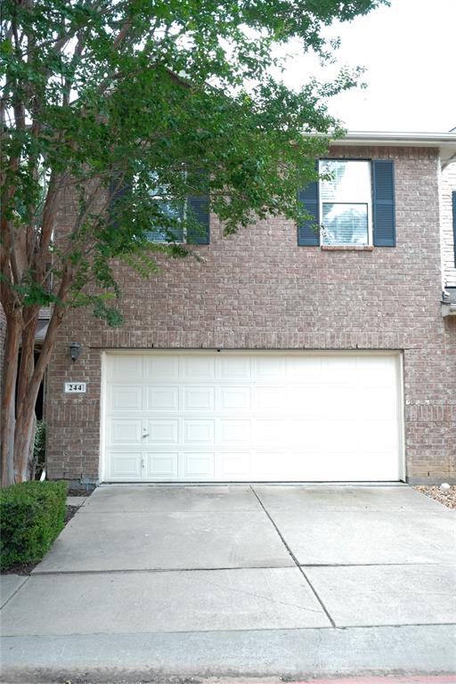 244 Turnberry Lane Property Photo 2