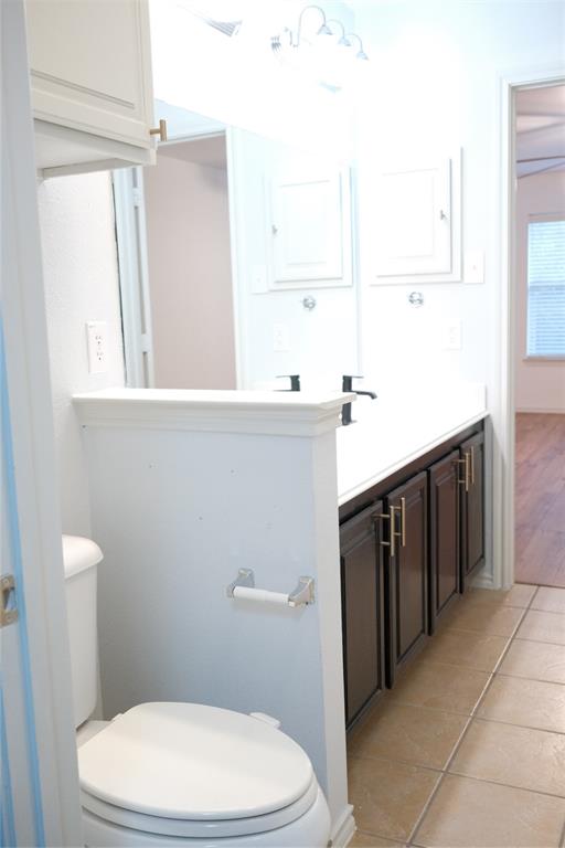 244 Turnberry Lane Property Photo 14