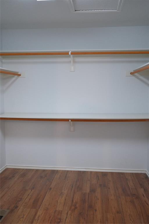 244 Turnberry Lane Property Photo 15