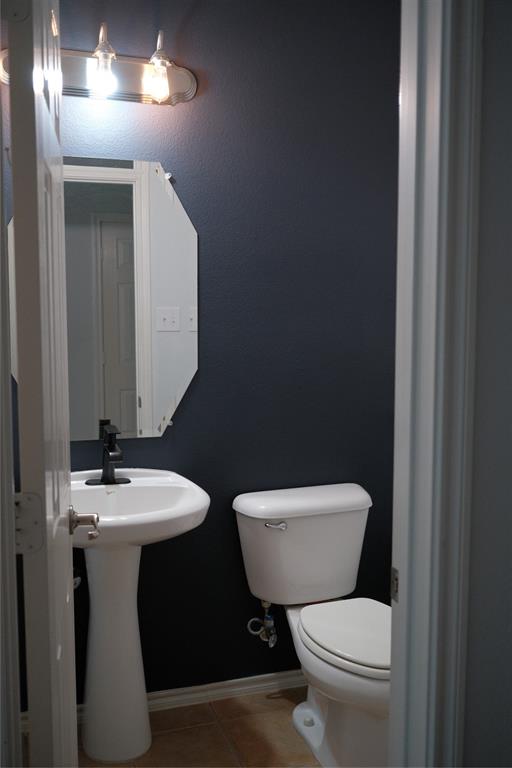 244 Turnberry Lane Property Photo 32