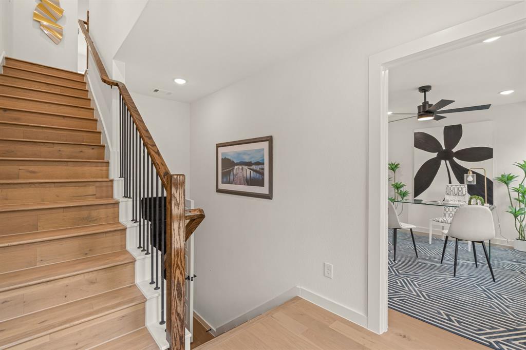 2725 Azalea Park Circle Property Photo 6