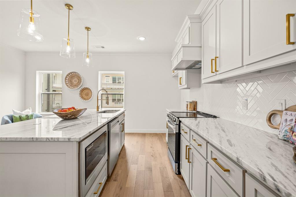 2725 Azalea Park Circle Property Photo 19
