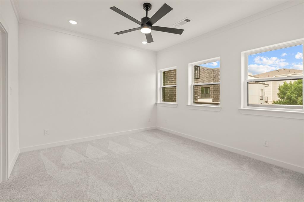 2725 Azalea Park Circle Property Photo 34