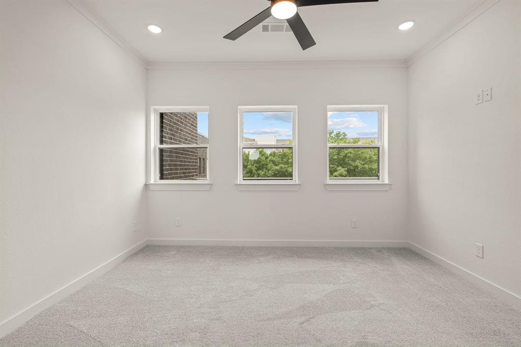 2725 Azalea Park Circle Property Photo 36