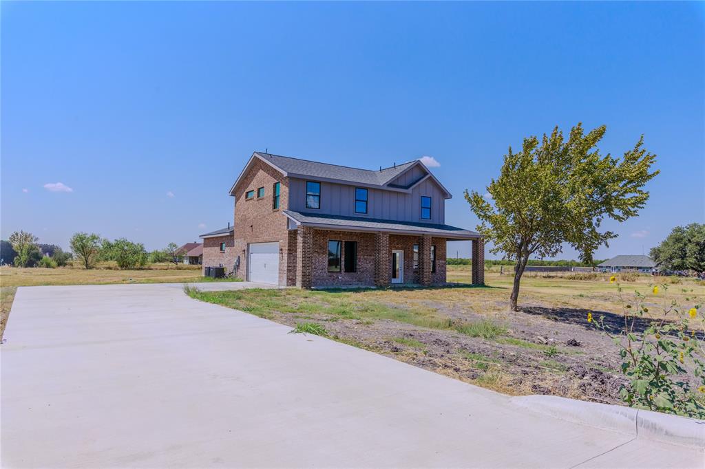 2908 Bliss Meadows Drive Property Photo 1