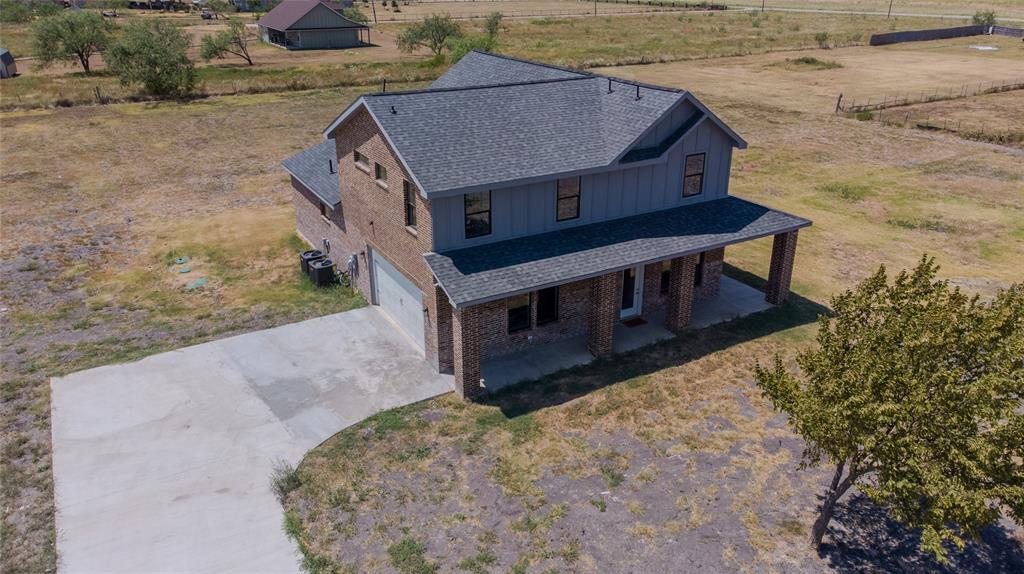 2908 Bliss Meadows Drive Property Photo 4