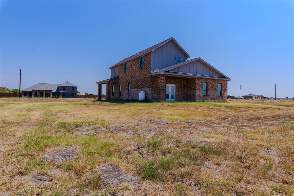 2908 Bliss Meadows Drive Property Photo 5