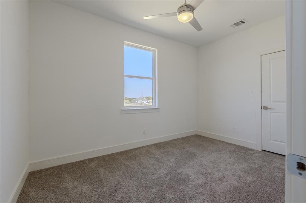 2908 Bliss Meadows Drive Property Photo 20