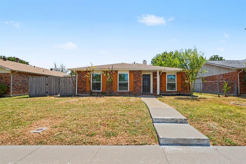 8810 Miami Drive Property Photo 2