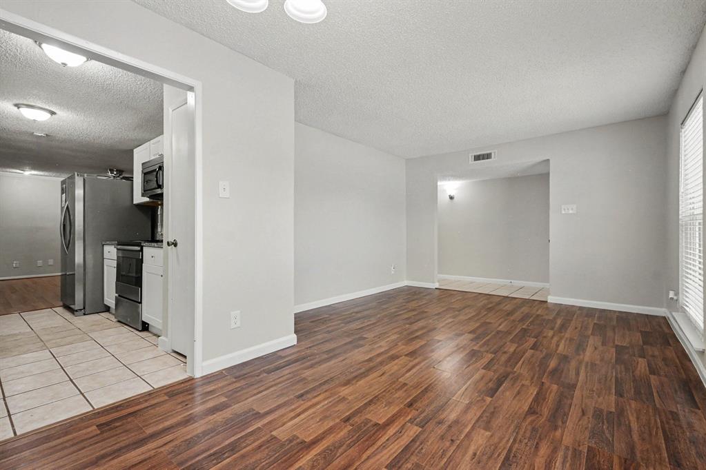 8810 Miami Drive Property Photo 10