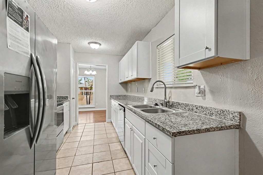 8810 Miami Drive Property Photo 12