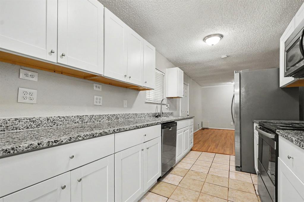 8810 Miami Drive Property Photo 13