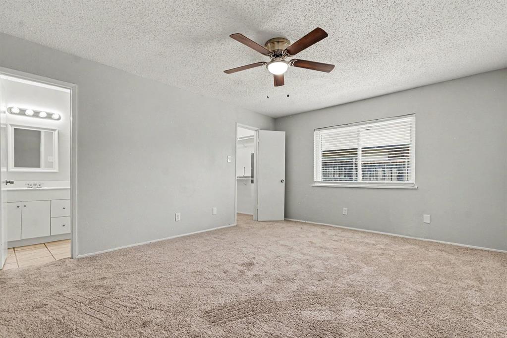 8810 Miami Drive Property Photo 14