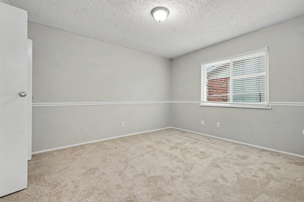 8810 Miami Drive Property Photo 19