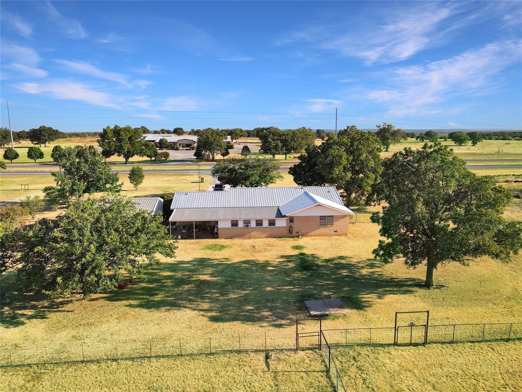 9173 Highway 6 Property Photo 8