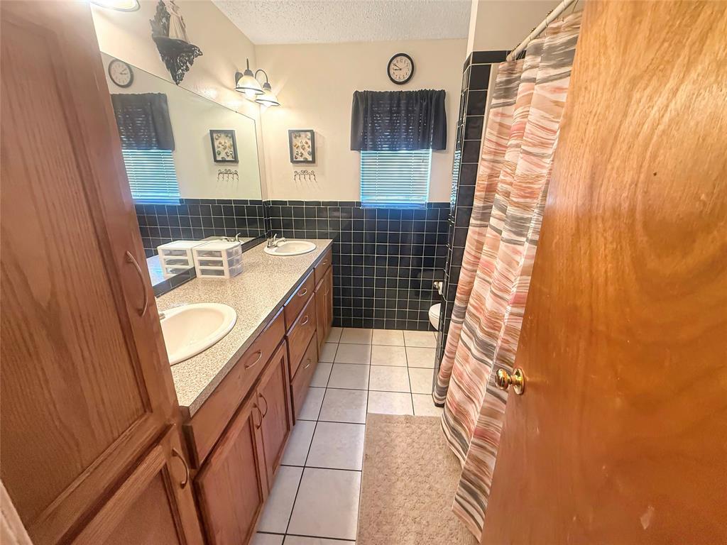 9173 Highway 6 Property Photo 19