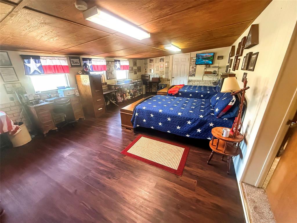 9173 Highway 6 Property Photo 21