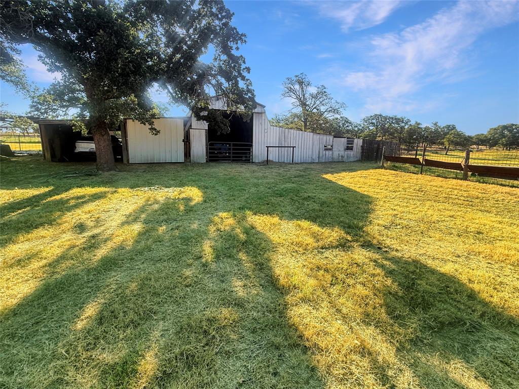 9173 Highway 6 Property Photo 26
