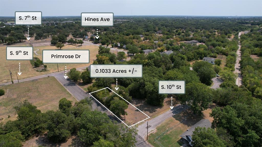 2600 S 10th Street Property Photo 1