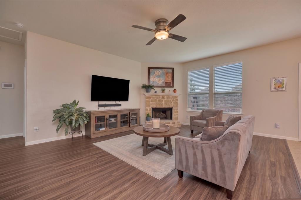 8105 Kurgan Trail Property Photo 7