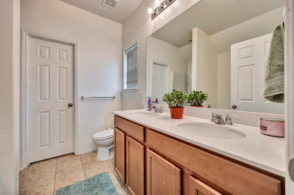 8105 Kurgan Trail Property Photo 16