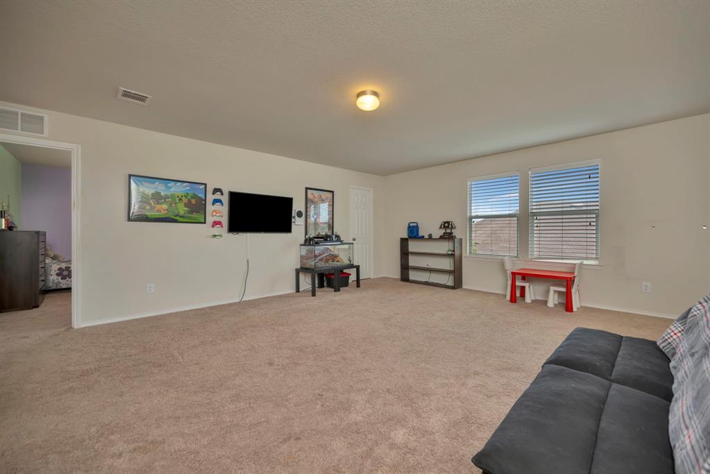 8105 Kurgan Trail Property Photo 23