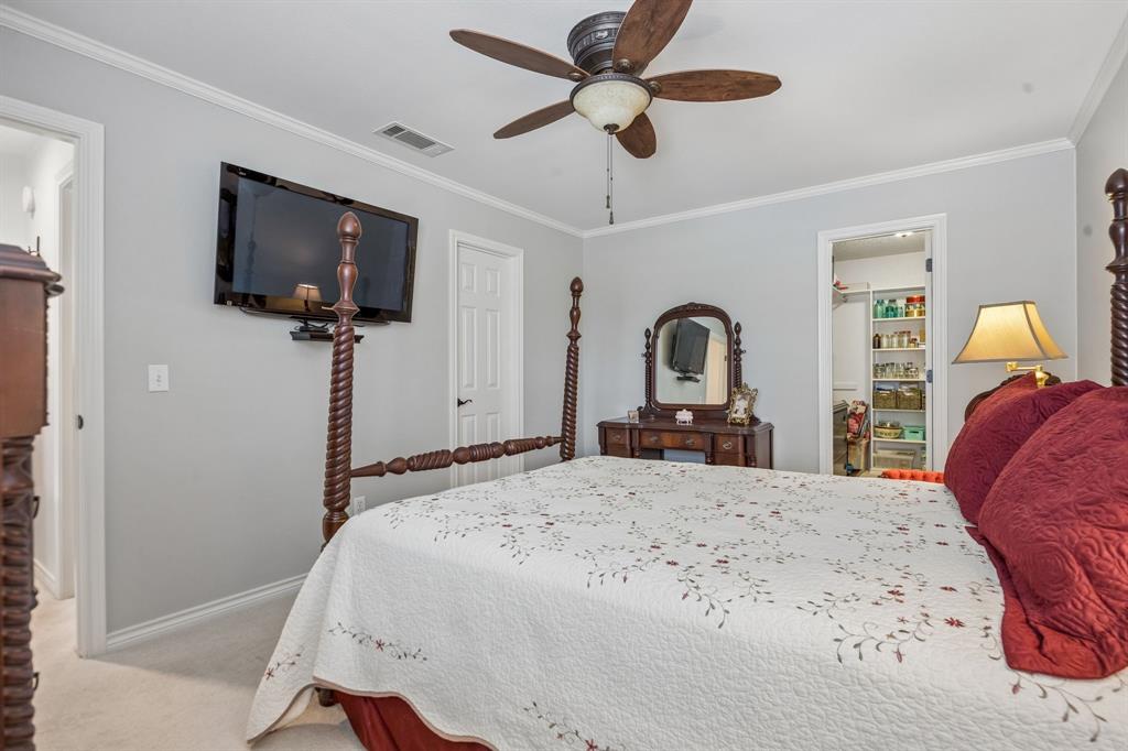 5916 Richwater Drive Property Photo 13