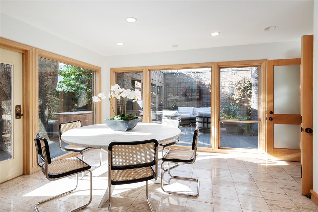 12 Royal Way Property Photo 22