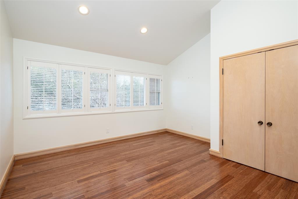 12 Royal Way Property Photo 30