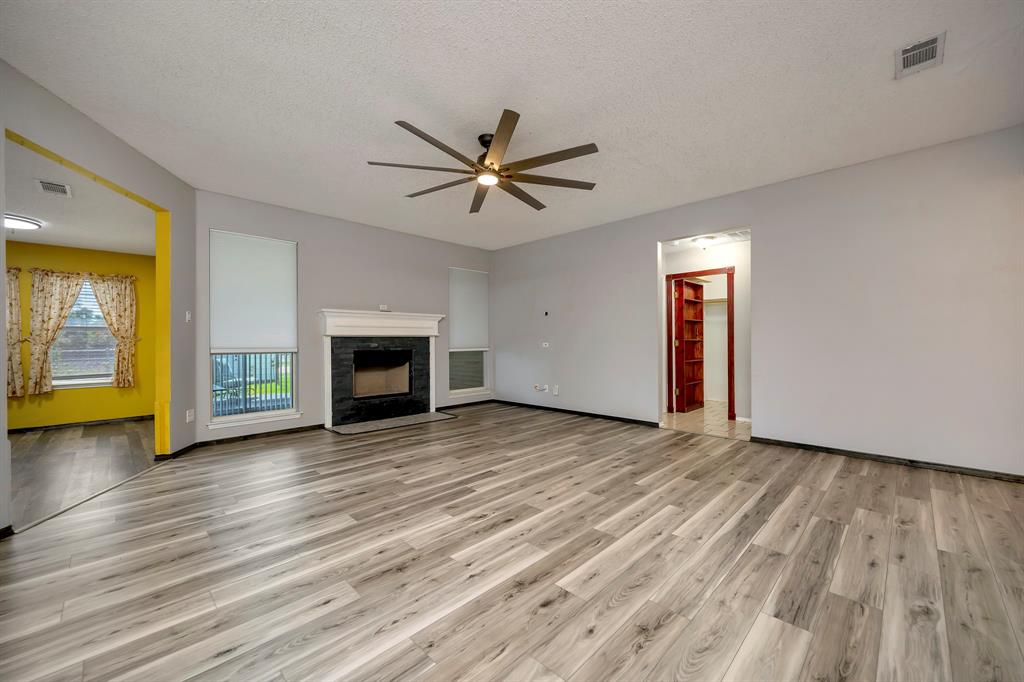 509 Birch Street Property Photo 4