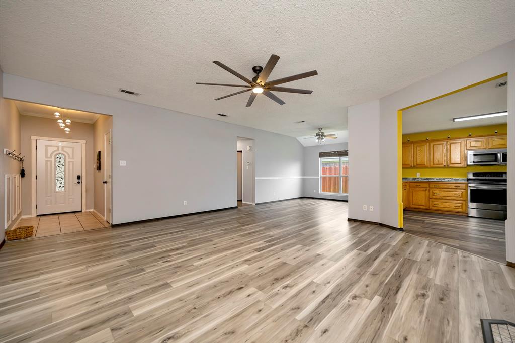 509 Birch Street Property Photo 5
