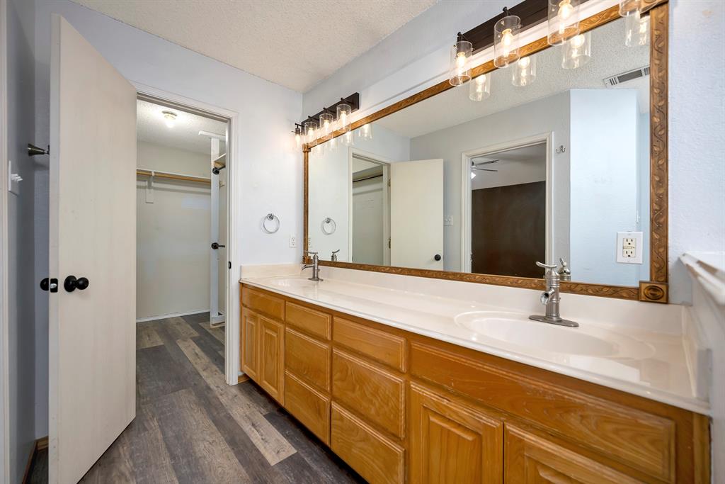 509 Birch Street Property Photo 17