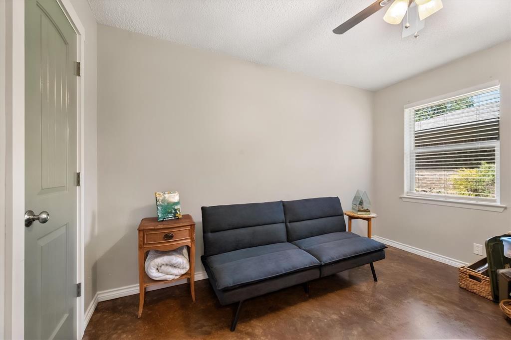2709 Burnwood Court Property Photo 19