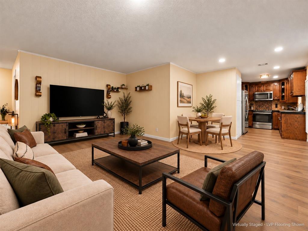 1813 Barron Lane Property Photo 2