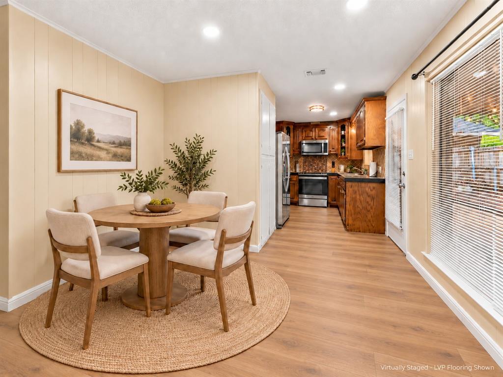 1813 Barron Lane Property Photo 4