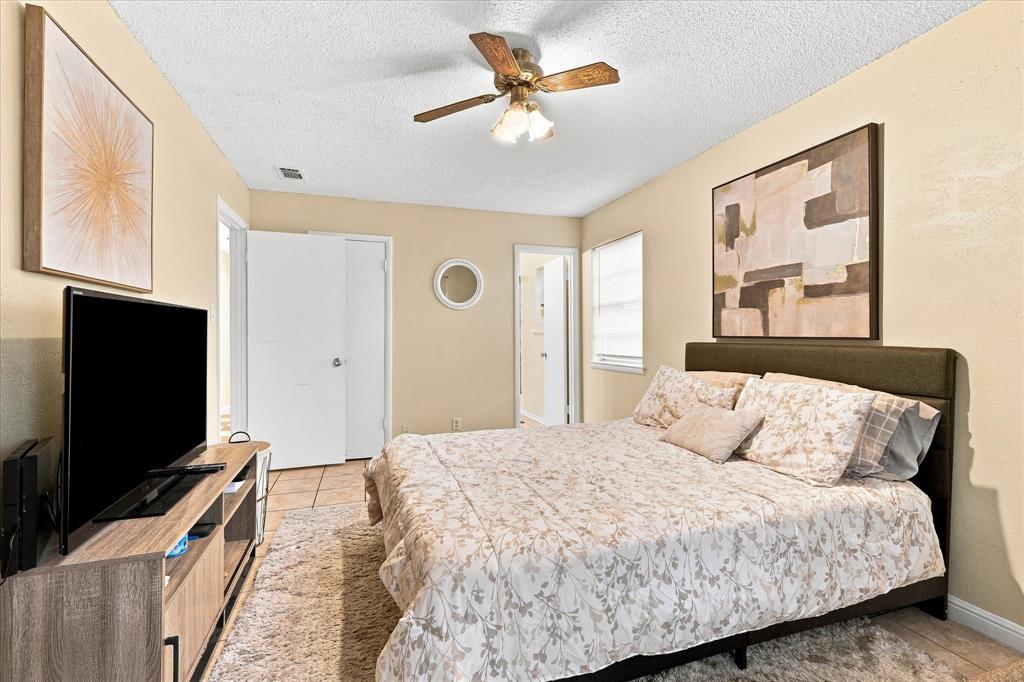 1813 Barron Lane Property Photo 6