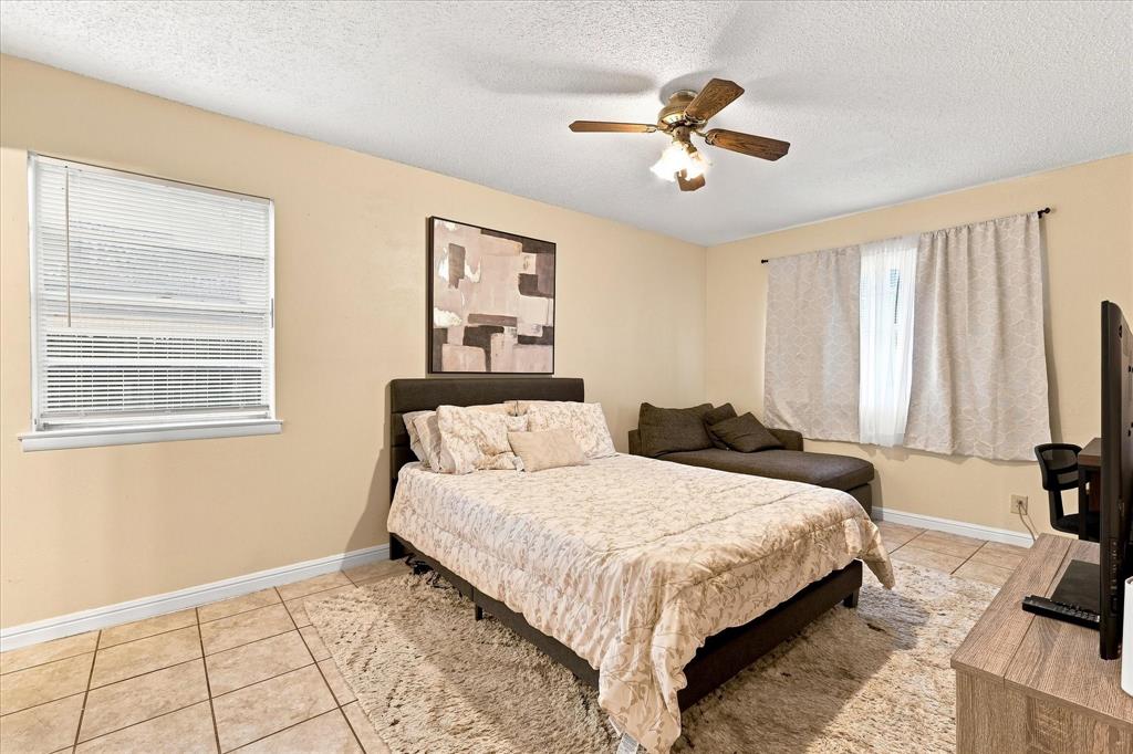 1813 Barron Lane Property Photo 12