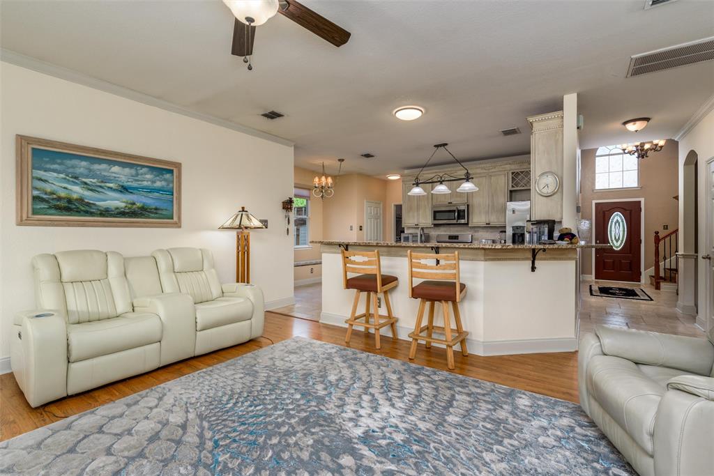 5800 Pine Ridge Boulevard Property Photo 11