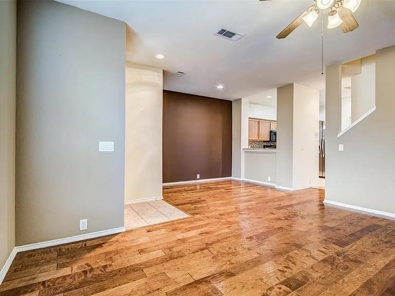 2742 Olympic Park Drive Property Photo 5