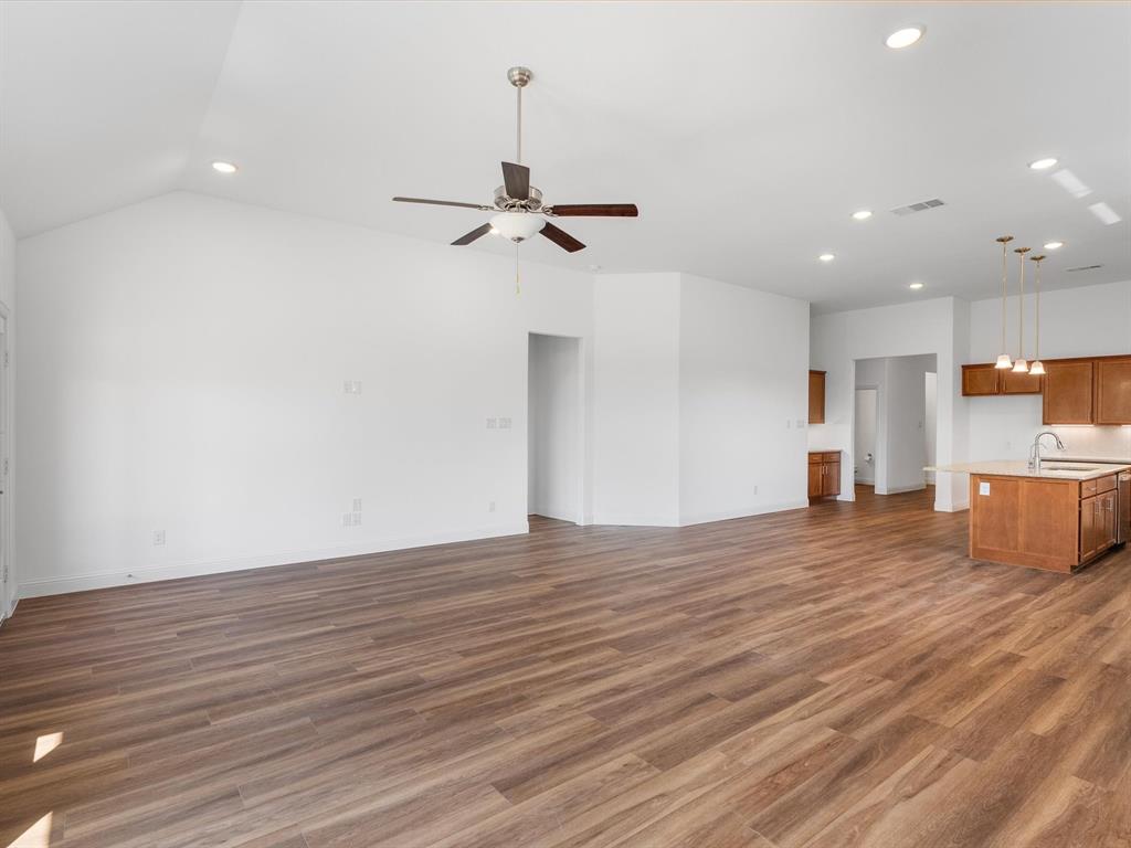 2900 Long Slope Road Property Photo 11
