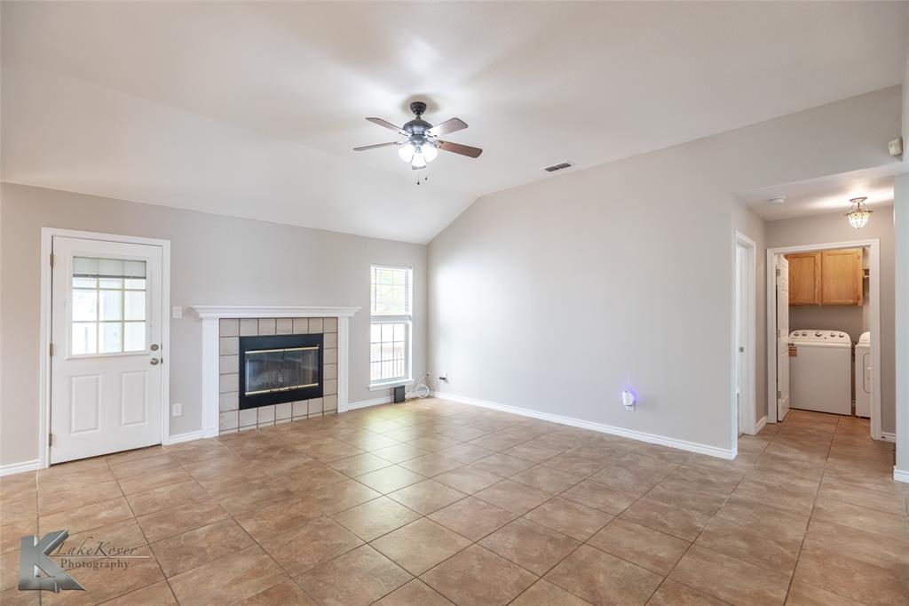 7549 Thompson Parkway Property Photo 6