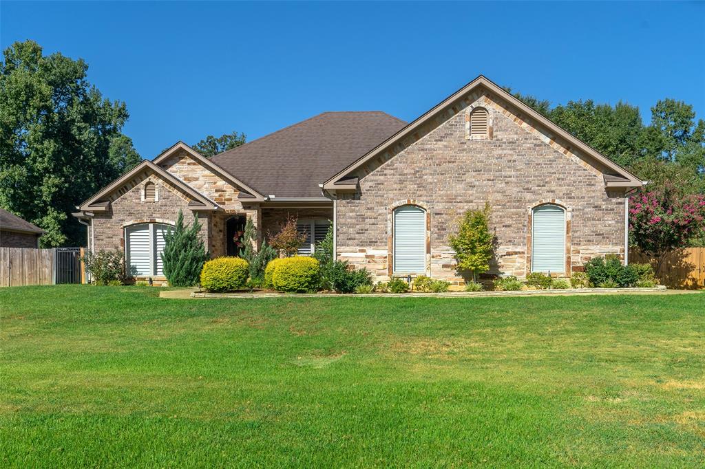 160 Timber Falls Drive Property Photo 1
