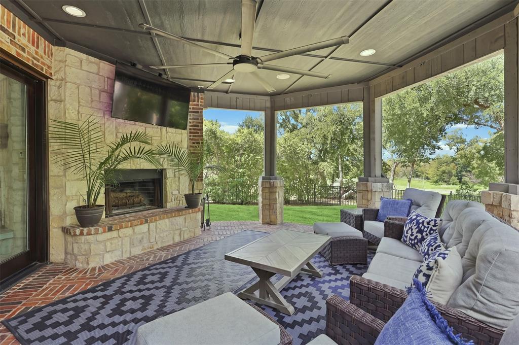 1537 Brook Lane Property Photo 9