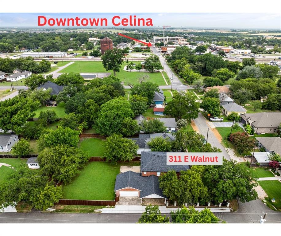 311 E Walnut Street Property Photo 4